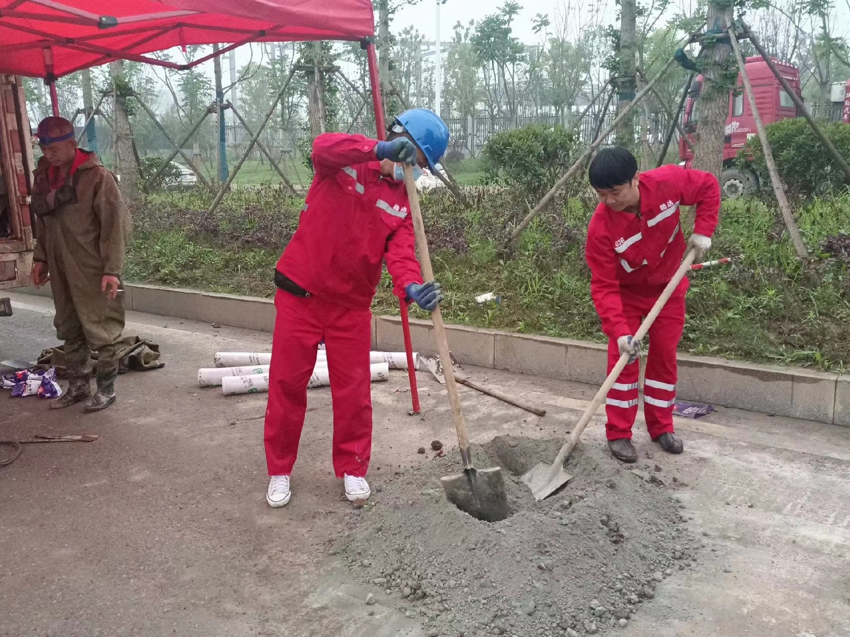 姚安管道疏通哪家好】及时进行市政管道清淤